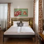 Hideauts Der Rosengarten Hotel 3*