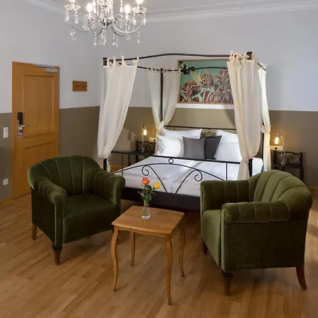 Hideauts Der Rosengarten