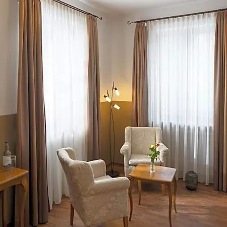 Hideauts Der Rosengarten Hotel 3*
